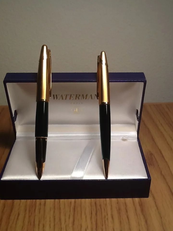 Waterman pen set displayed upright in its presentation box